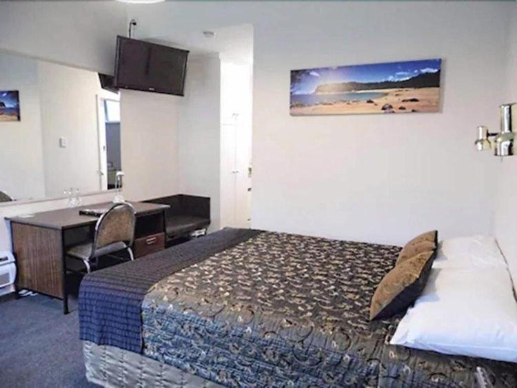 Westport Motor Hotel Екстер'єр фото